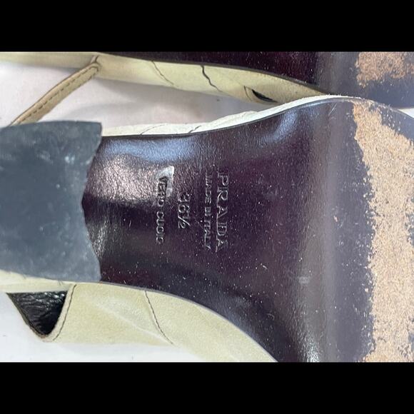 Vintage Prada suede peeptoe spoonheel sandals - Picture 7 of 12